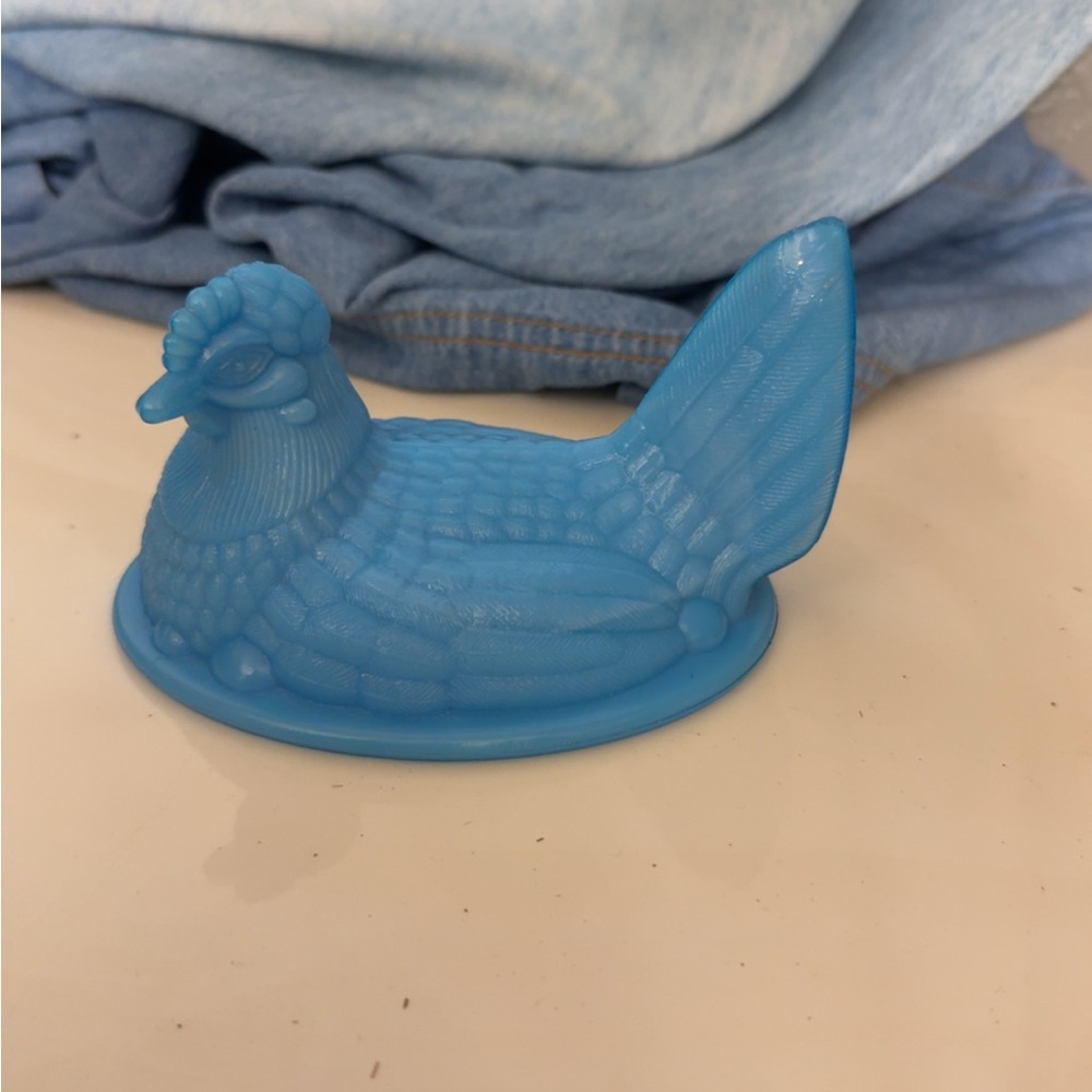 Vintage Light Blue Milk Glass Hen On Nest Top